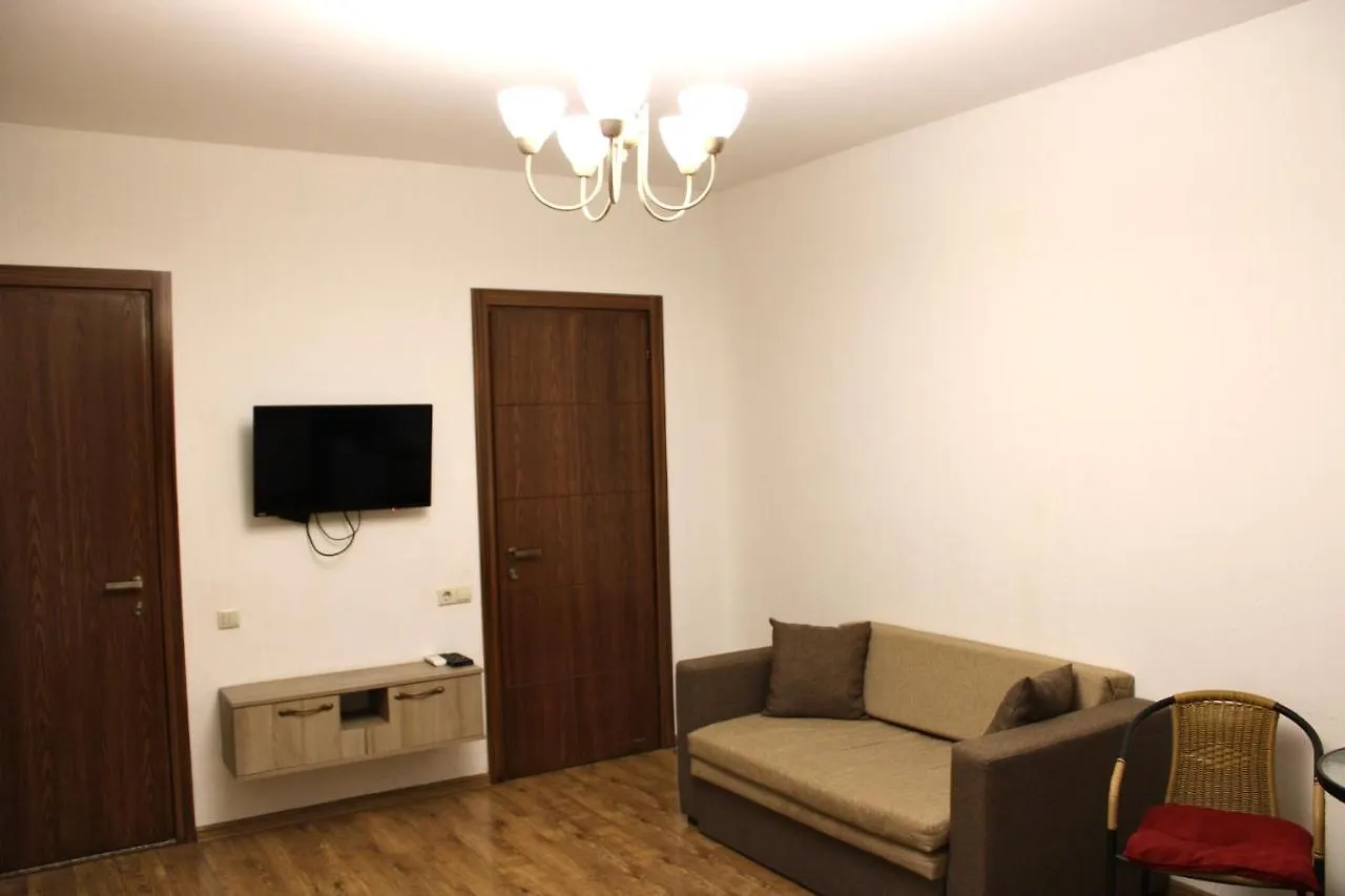Tiflis Inn Hotel  第比利斯