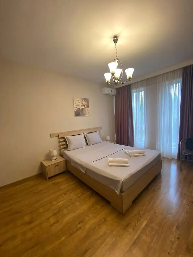 Tiflis Inn Hotel 2*, Тбилиси